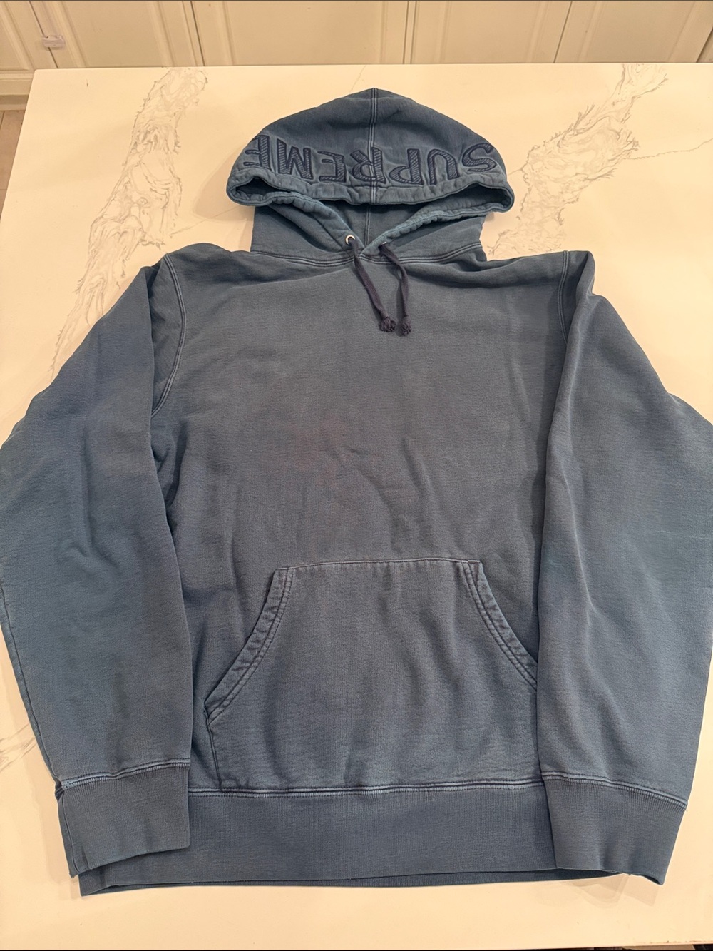 Authentic Supreme Blue Hooded Pullover Sweatshirt w. embroidered logo on hood